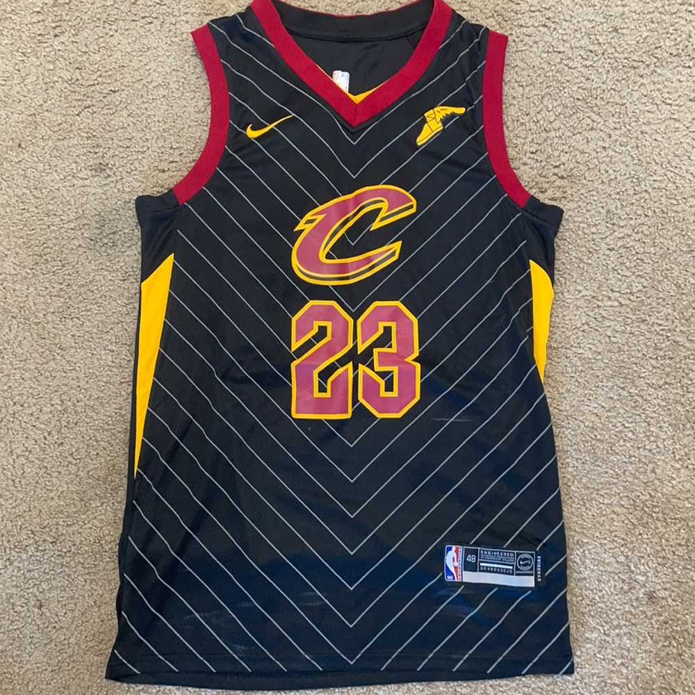 Lebron James Cavs Jersey